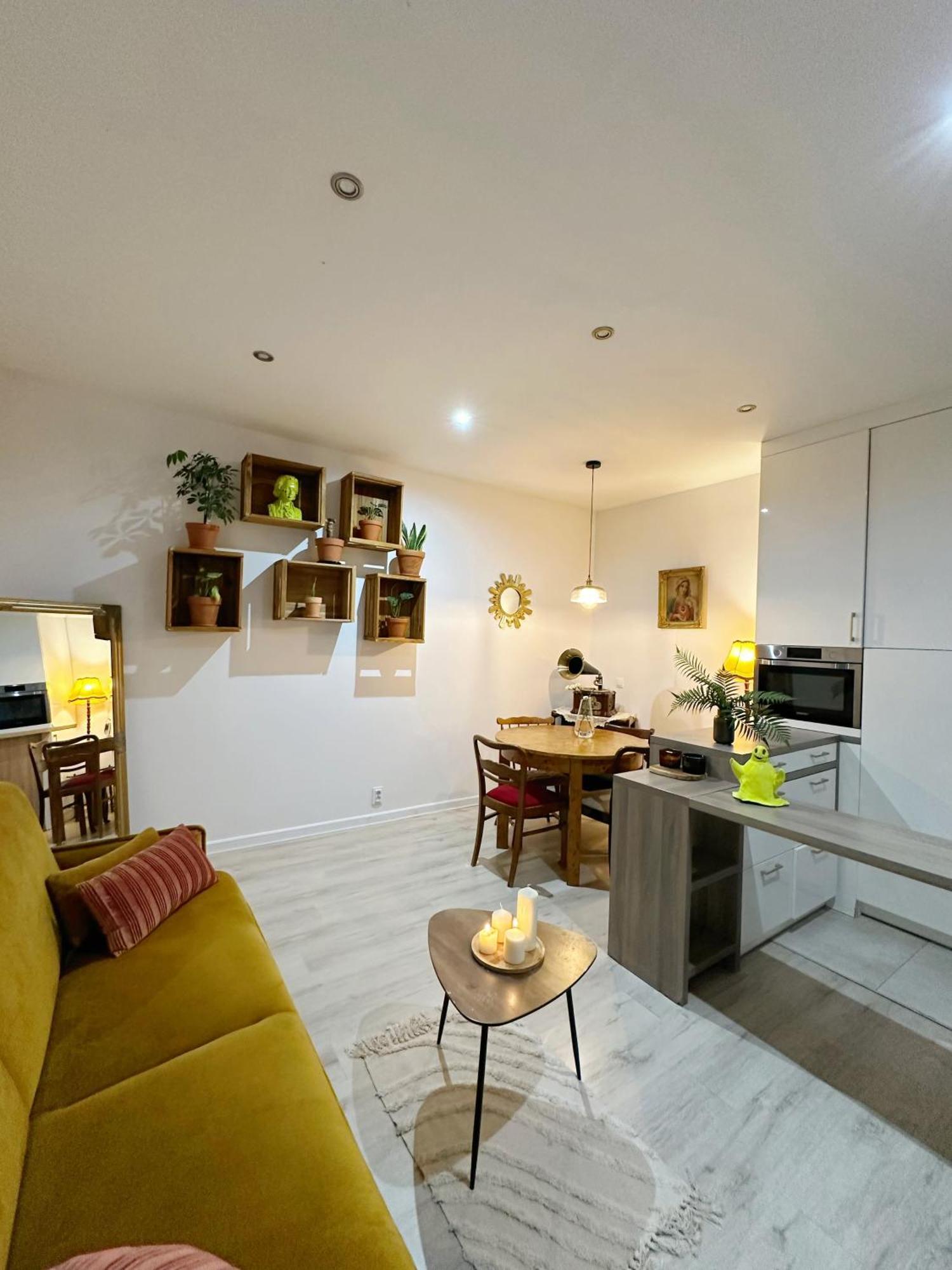 Slovak Apartment City Center คาโตวีตเซ ภายนอก รูปภาพ
