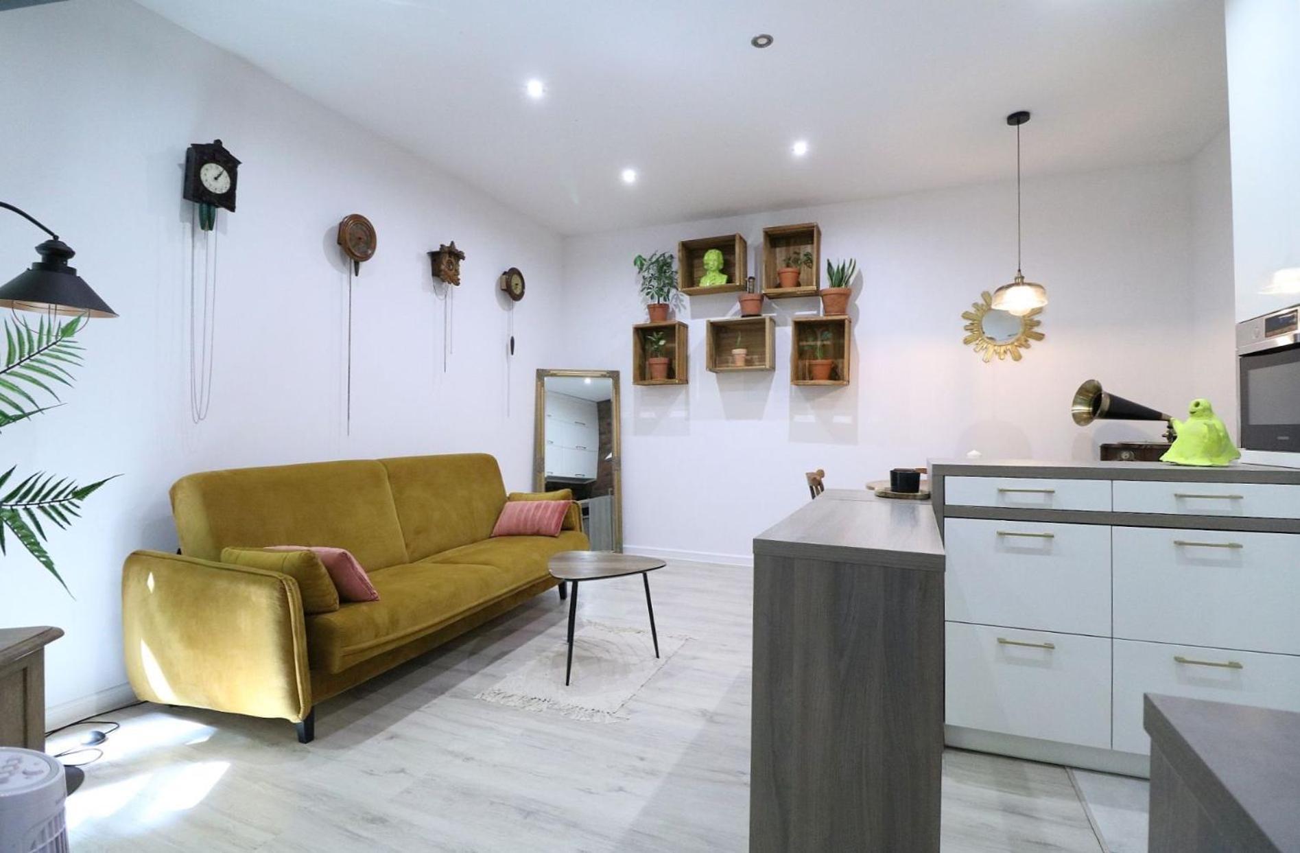 Slovak Apartment City Center คาโตวีตเซ ภายนอก รูปภาพ